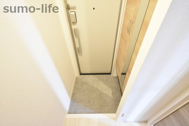 D-room宮ノ前の玄関