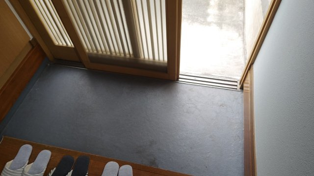 朝霧東町２丁目の玄関