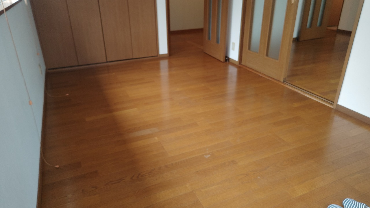 朝霧東町２丁目の居間・リビング