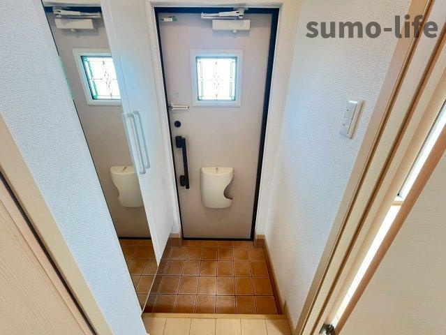 コート鶴田の玄関