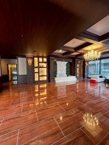 プレジオ梅田のロビー