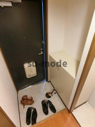 ミル・コリーヌの玄関