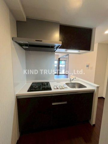 プレジオ梅田のキッチン|コンパクトなキッチンで掃除もラクラク