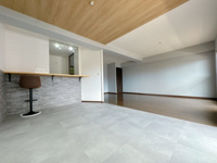 【居間・リビング】 | ロワールマンション篠栗Ⅱ | 笑顔が一番交差する場所。十分な広さがあります。