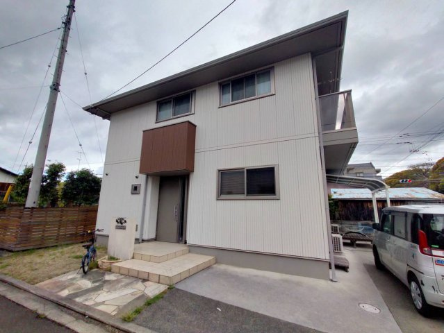 西条市明屋敷　中古戸建の外観