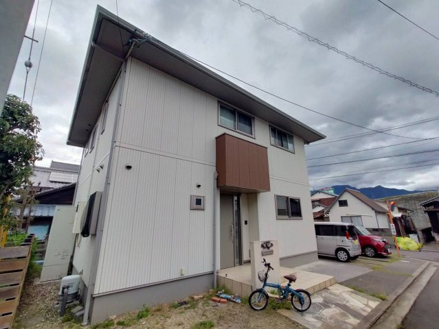 西条市明屋敷　中古戸建の外観