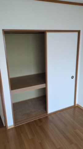 ヴァン・ベール湘南Aの収納