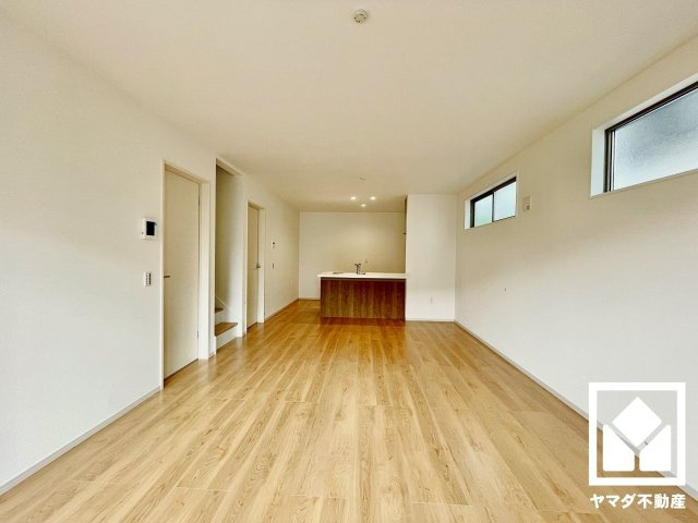 伏見区醍醐古道町　1期　2号地の居間・リビング