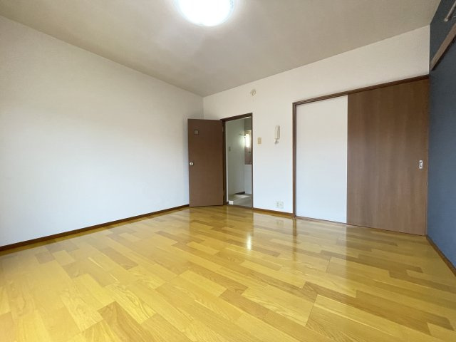 コーポ司の居間・リビング|居室