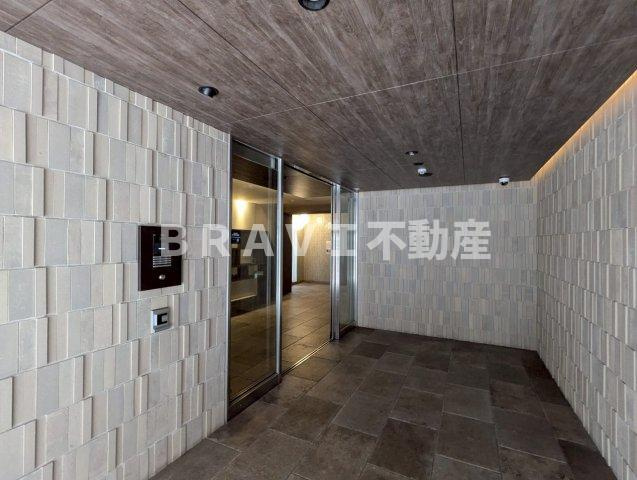 アーバネックス中崎町 BRAVI不動産のエントランス