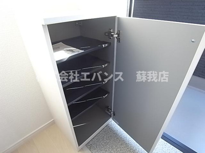 【エントランス】 | BRIX葛城（ブリックス） | 建物の内部です