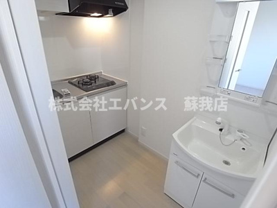 【洗面所】 | BRIX葛城（ブリックス） | 明るい洗面所です