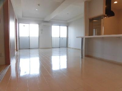 G-CREST京都四条烏丸（ジークレスト京都四条烏丸）の居間・リビング