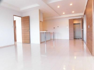 G-CREST京都四条烏丸（ジークレスト京都四条烏丸）の居間・リビング