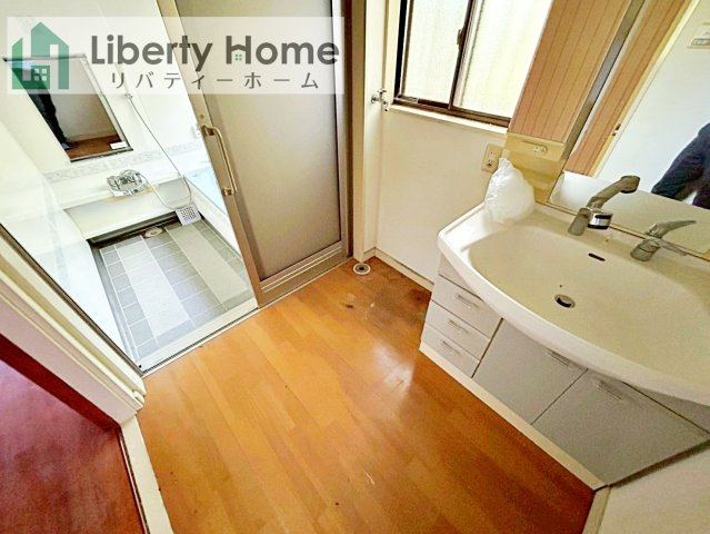 土浦市烏山2丁目　中古一戸建ての脱衣所