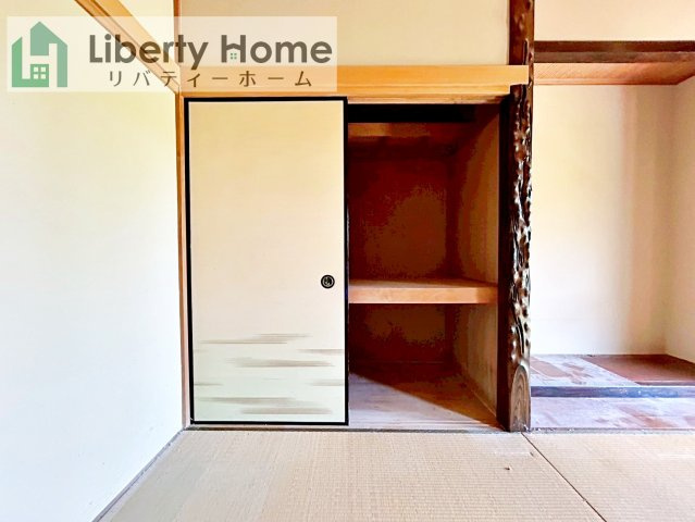 土浦市烏山2丁目　中古一戸建ての収納
