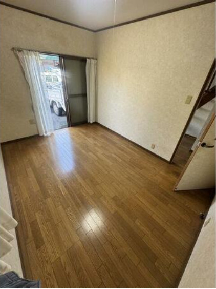 和歌山市田尻の洋室