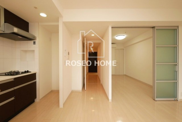 セレッソコート上本町EASTの居間・リビング|同マンション別部屋：参考写真