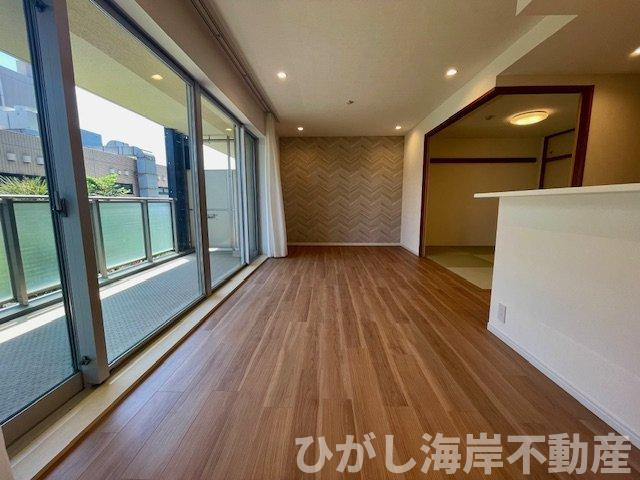 パークホームズ湘南茅ヶ崎海岸の居間・リビング|新規リフォーム完了！　15.5帖　LDK