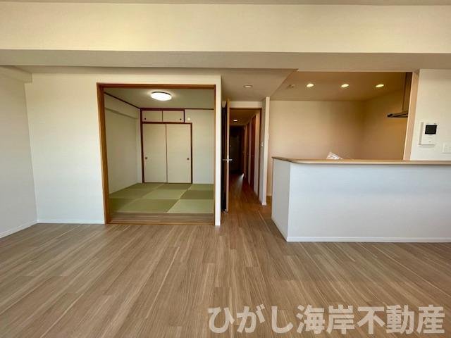 グレイス茅ヶ崎ソレアードの居間・リビング|新規リフォーム完了！　15.1帖　LDK