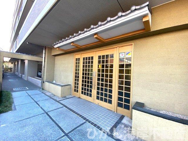 グレイス茅ヶ崎ソレアードの外観|和モダンな入口