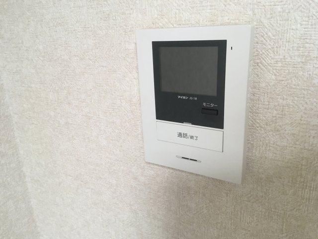 TVモニター付インターホンで来客を画面で確認できて安心です♪