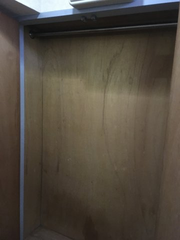 玄関にはクローゼットがございます♪