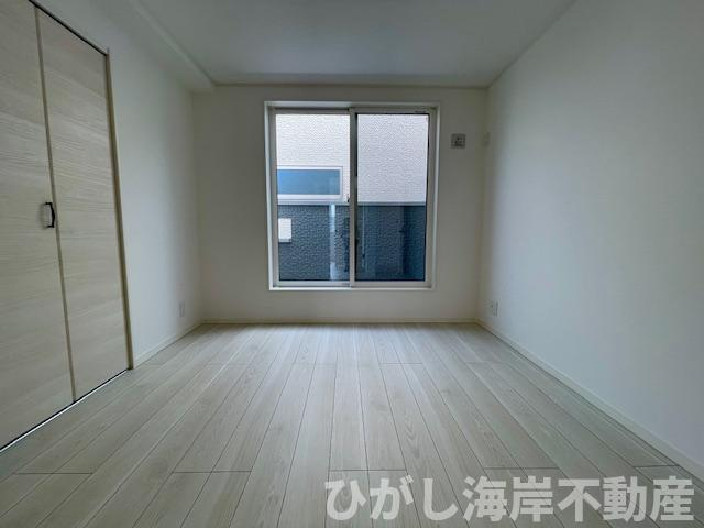 平塚市夕陽ケ丘　新築戸建　全２棟の寝室|5.3帖　洋室