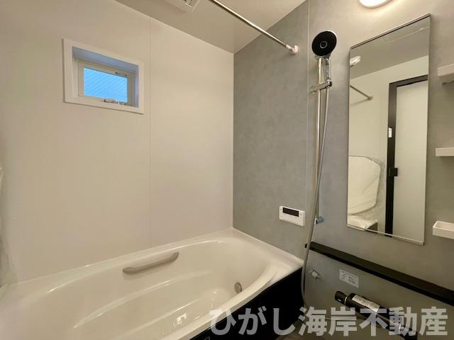 平塚市夕陽ケ丘　新築戸建　全２棟の浴室|1坪タイプ　ユニットバス