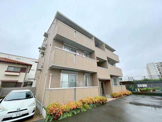 メゾン　ド　シャルールの外観