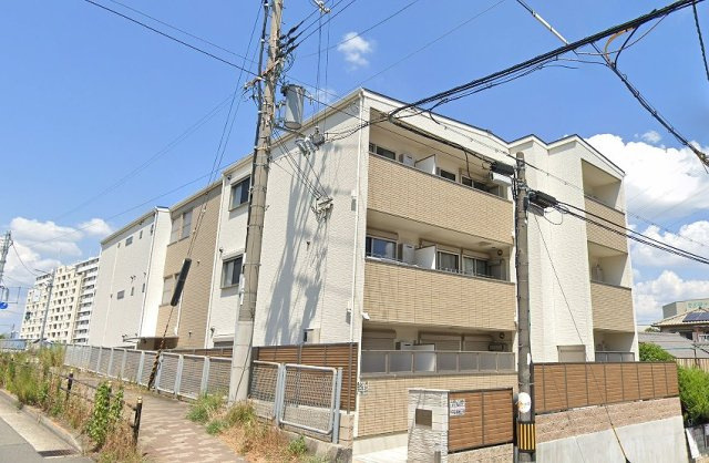 クリエオーレ南江口の外観