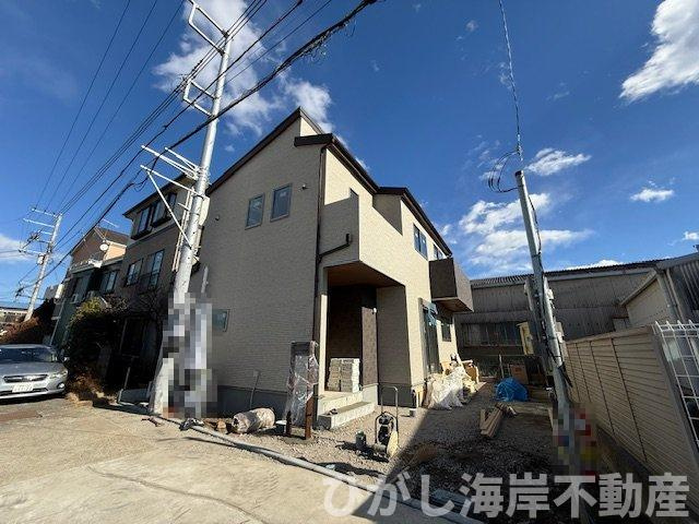 茅ヶ崎市高田1丁目　新築戸建　の前面道路含む現地写真|1月22日撮影　建築中　現地外観