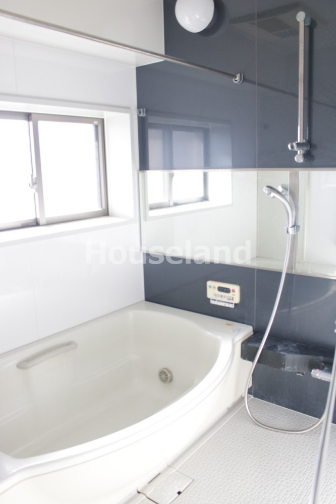 サーパス和歌山駅前の浴室