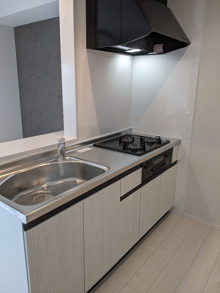 クローバーズ フィールドのキッチン