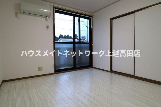 ロイヤルガーデン子安 Ｃの洋室|洋室