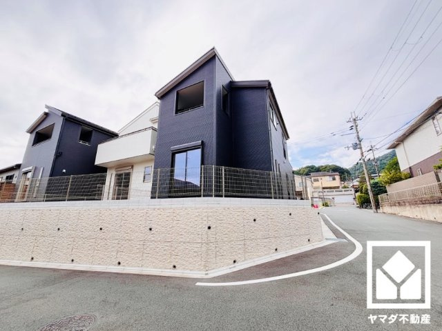 大津市錦織１丁目　1号棟の外観|
