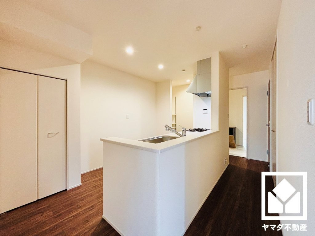 大津市錦織１丁目　1号棟のキッチン|
