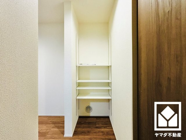 大津市錦織１丁目　1号棟の収納|
