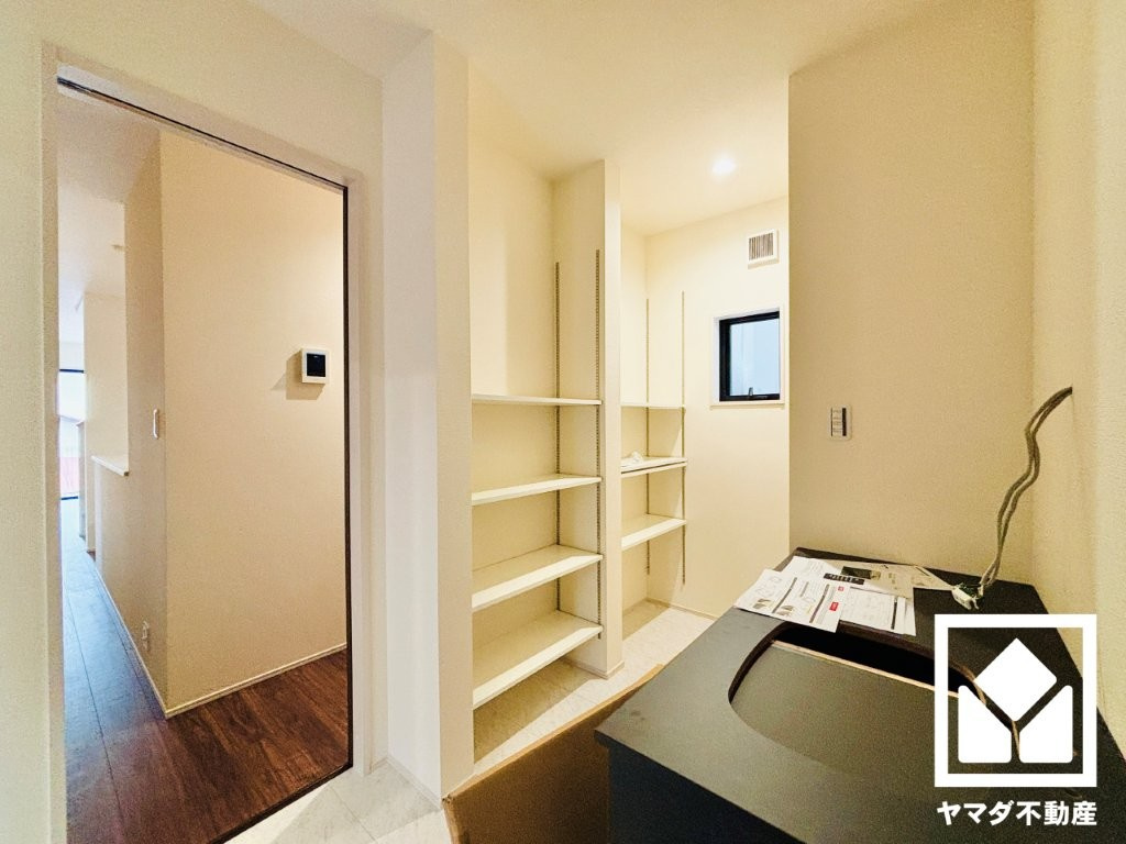 大津市錦織１丁目　1号棟の収納|
