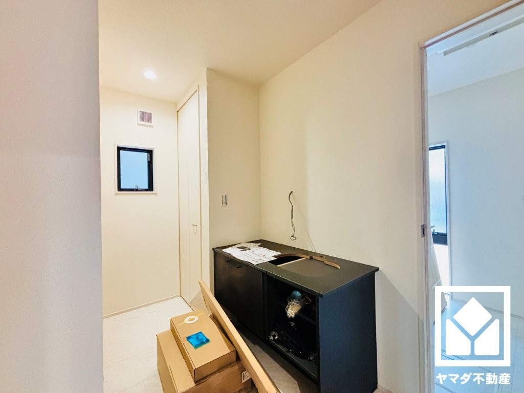 大津市錦織１丁目　1号棟の独立洗面台