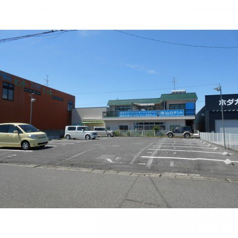 坂口ビルの駐車場