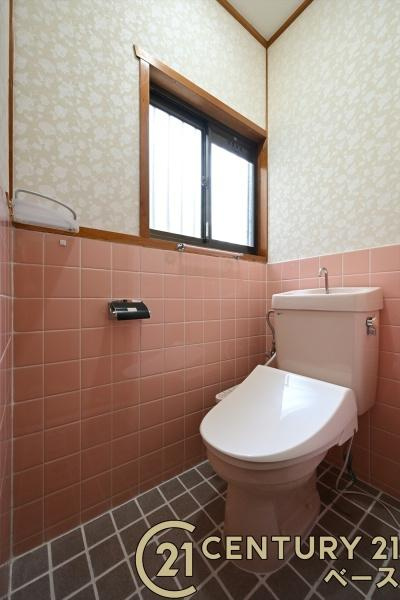 柏原市高井田　一戸建のトイレ