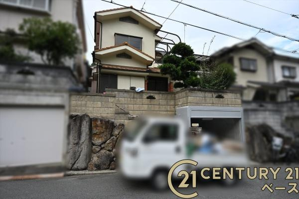 柏原市高井田　一戸建の外観