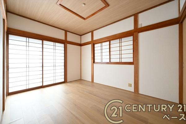 柏原市高井田　一戸建の和室