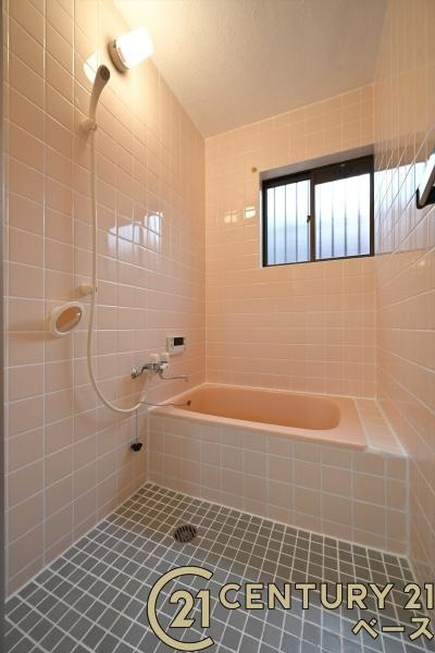 柏原市高井田　一戸建の浴室