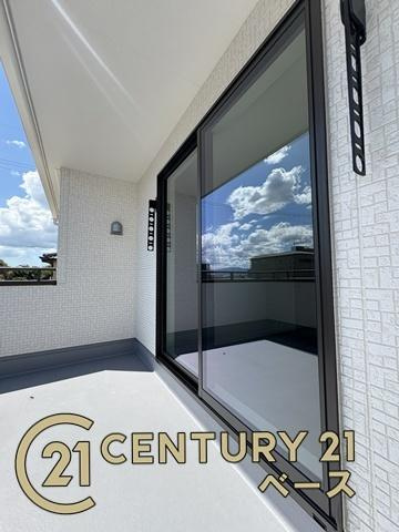 リーブルガーデン三輪 ２号棟 ／新築一戸建のバルコニー|■現地撮影写真■日当たりのよい南向きバルコニー！洗濯物もよく乾きます！