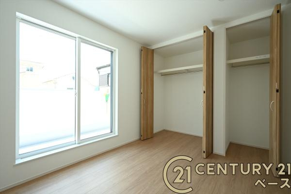 ファーストタウン壱分町 ／新築一戸建の収納|■現地撮影写真■冬物のコートや季節のものなどたくさんしまえる広さ！
