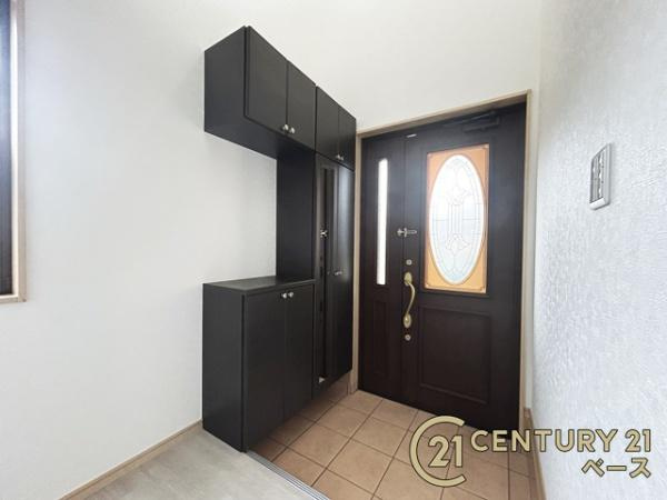 磯城郡三宅町屏風　一戸建の玄関|■現地撮影写真■玄関には大容量シューズボックスを完備！