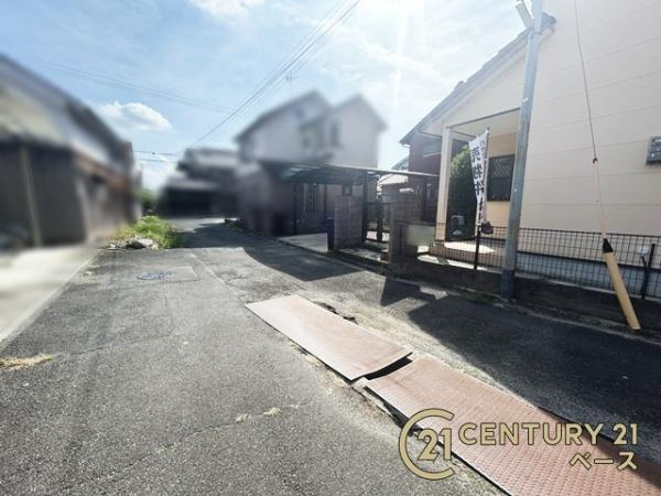 磯城郡三宅町屏風　一戸建の前面道路含む現地写真|■現地撮影写真■前面道路６ｍ以上と開放感溢れる広さです！