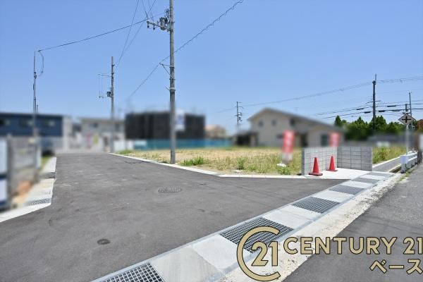 葛城市林堂の売地の前面道路含む現地写真|■現地撮影写真■落ち着いた雰囲気の閑静な住宅地内です！